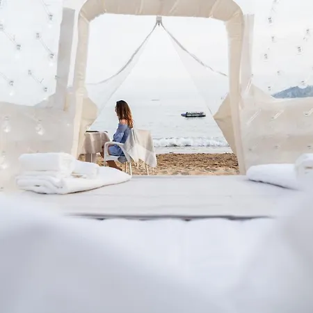 Tente de luxe Calabianca Bubble Lerici